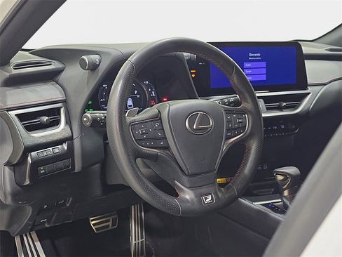 Used 2023 Lexus UX 250h F Sport image 19