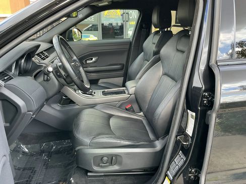 Used 2019 Land Rover Range Rover Evoque AWD/4WD image 9