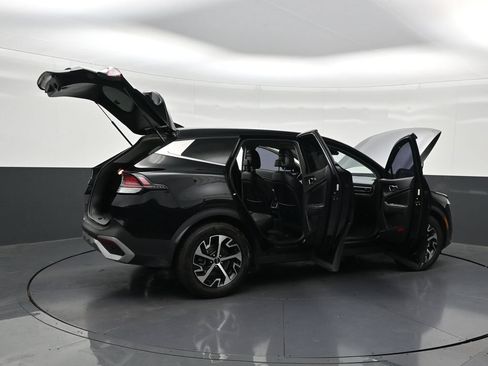 Used 2023 Kia Sportage EX FWD image 32