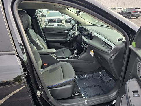 New 2026 Buick Encore GX Sport Touring image 31