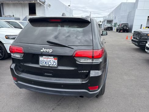 Used 2020 Jeep Grand Cherokee Laredo w/ Laredo X Package RWD image 15