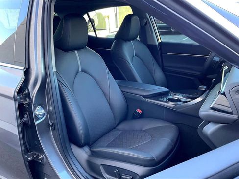 Used 2024 Toyota Camry XSE image 8