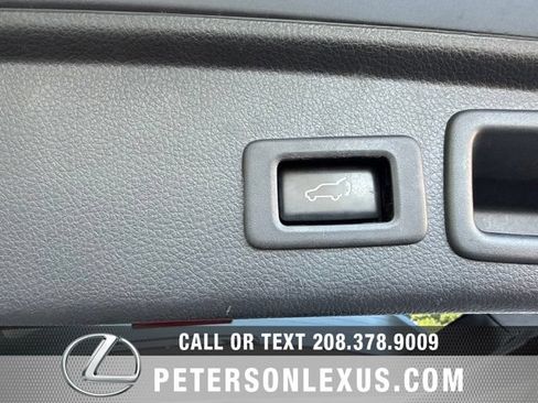Used 2014 Subaru Forester 2.5i Limited AWD/4WD image 20