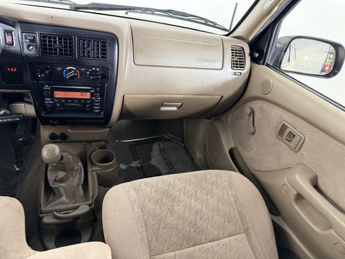 Used 2002 Toyota Tacoma 2WD Xtracab image 20