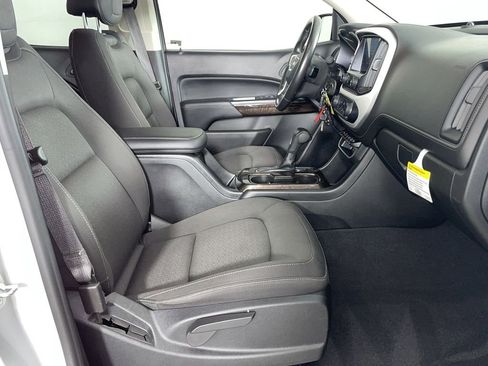 Used 2020 GMC Canyon SLE w/ Driver Alert Package image 25