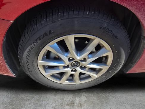 Used 2015 MAZDA MAZDA3 i Touring FWD image 18