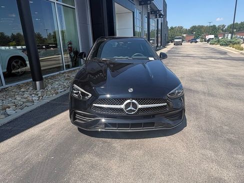Used 2026 Mercedes-Benz C 300 4MATIC Sedan image 3