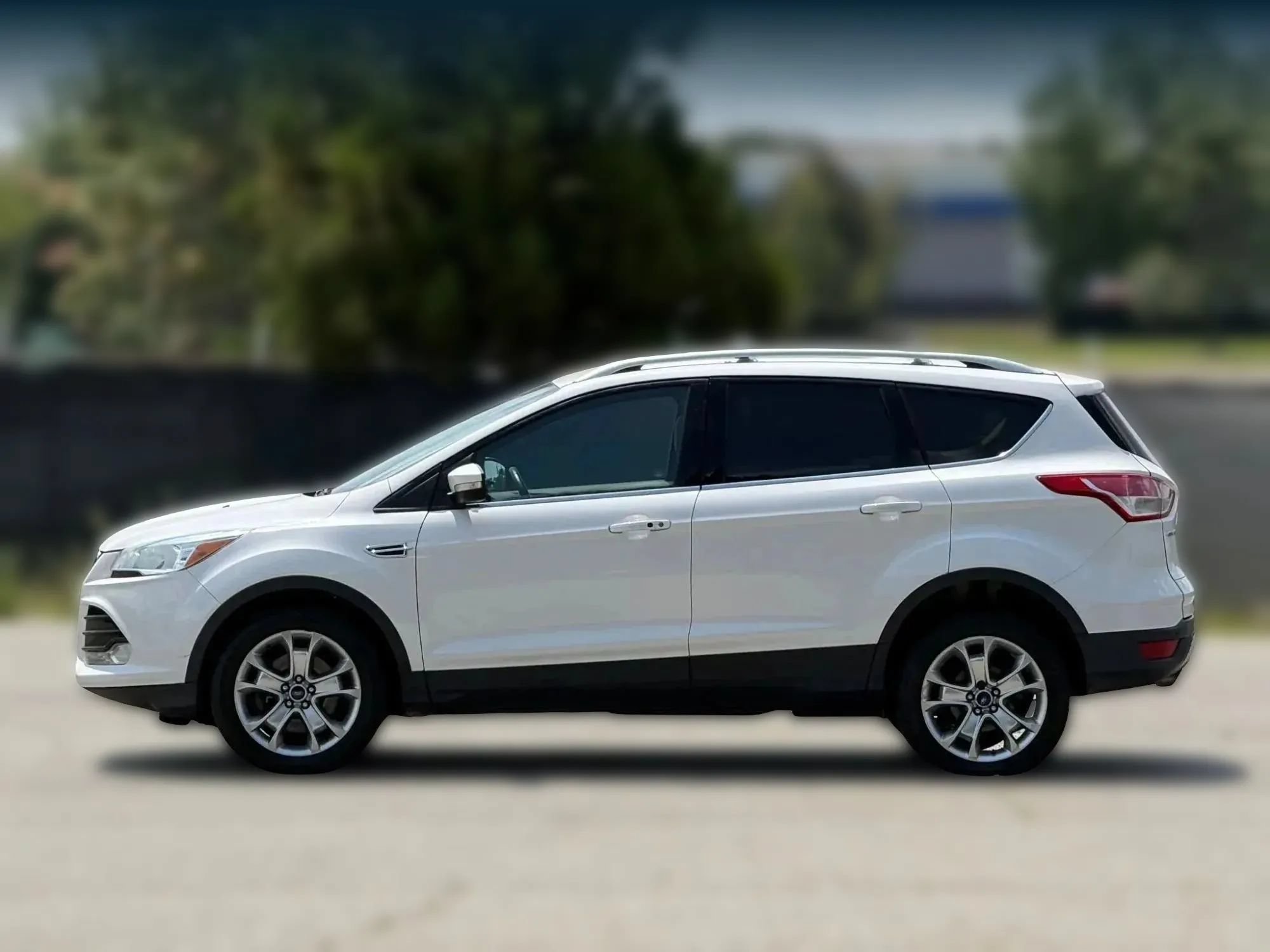 Used 2016 Ford Escape Titanium AWD/4WD image 8