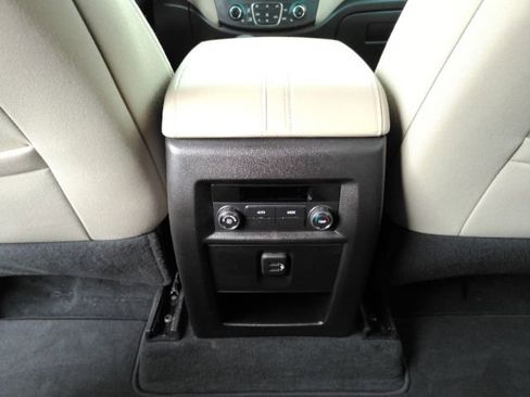 Used 2023 Chevrolet Traverse LT w/ LPO, Cargo Package image 28