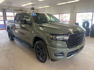 New 2026 RAM 1500 4x4 Crew Cab video 1