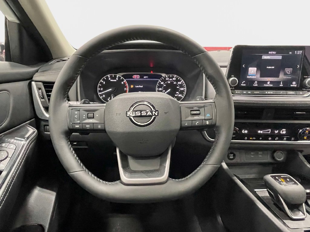 Used 2026 Nissan Rogue Dark Armor FWD image 15