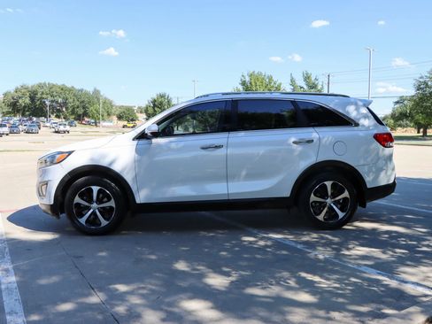 Used 2018 Kia Sorento EX w/ EX Advanced Touring Package FWD image 4