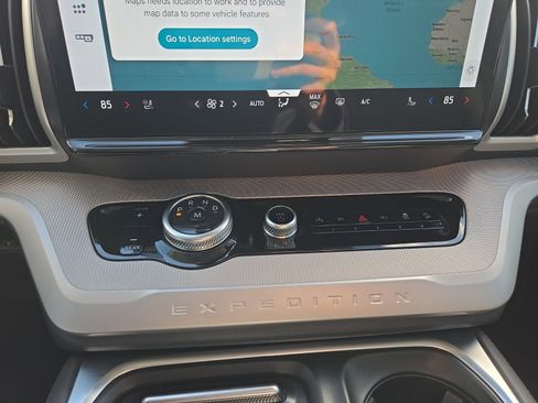 Used 2025 Ford Expedition Max Active image 20