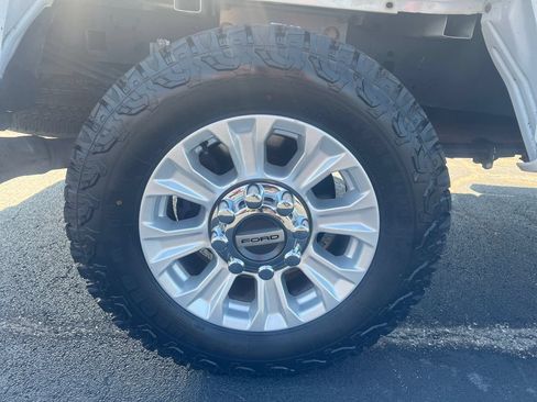 Used 2022 Ford F250 XLT AWD/4WD image 10