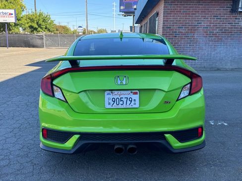 Used 2018 Honda Civic Si image 6
