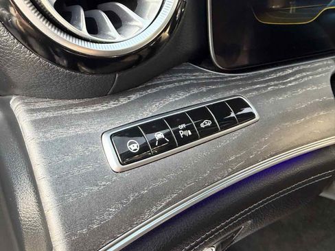 Used 2019 Mercedes-Benz AMG GT 63 image 19