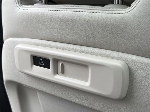 Used 2021 BMW X5 xDrive40i w/ Executive Package 3 image 36