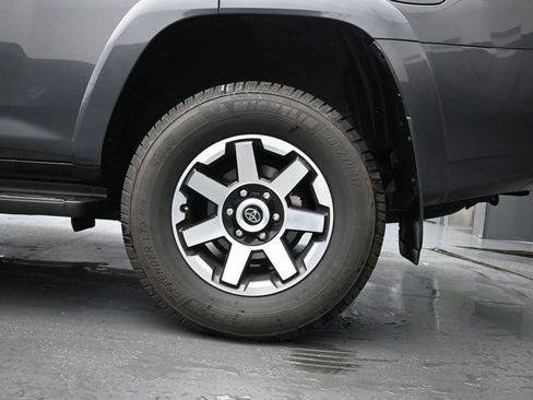 Used 2019 Toyota 4Runner TRD Off-Road Premium image 13