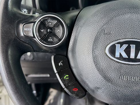 Used 2018 Kia Soul image 14
