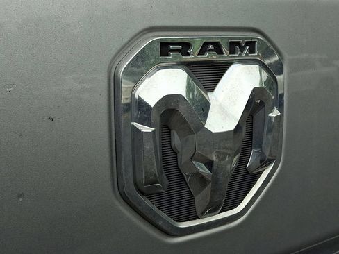 Used 2021 RAM 1500 Big Horn AWD/4WD image 9