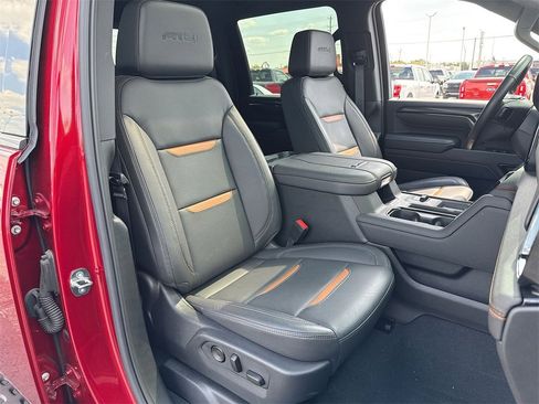 Used 2024 GMC Sierra 2500 AT4 w/ AT4 Preferred Package image 25