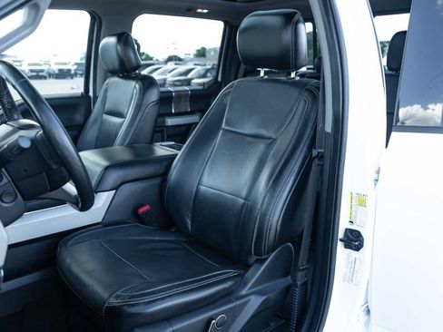 Used 2017 Ford F250 Lariat w/ Lariat Ultimate Package AWD/4WD image 12