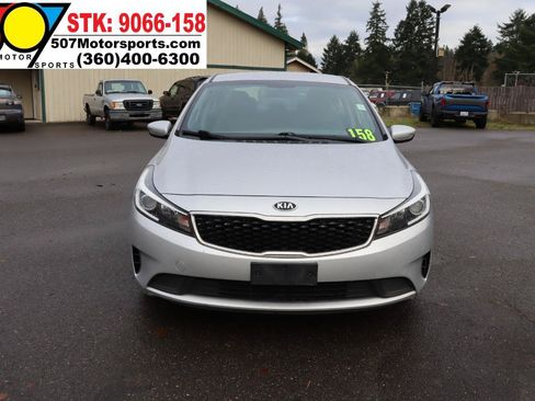 Used 2018 Kia Forte LX FWD image 11