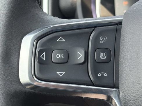 New 2026 RAM 2500 Laramie AWD/4WD image 28