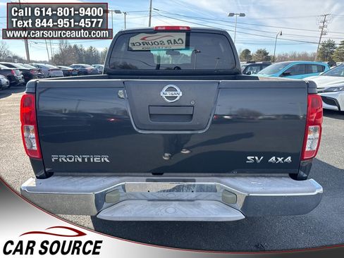 Used 2011 Nissan Frontier SV w/ SV Premium Utility Pkg image 5