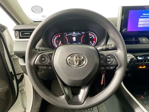 Used 2023 Toyota RAV4 LE FWD image 17