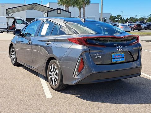 Used 2022 Toyota Prius Prime LE image 4