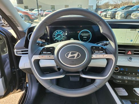 New 2026 Hyundai Elantra Limited w/ Cargo Package FWD image 27