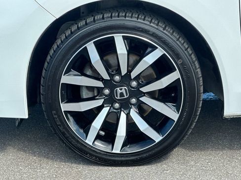 Used 2015 Honda Civic EX-L image 25