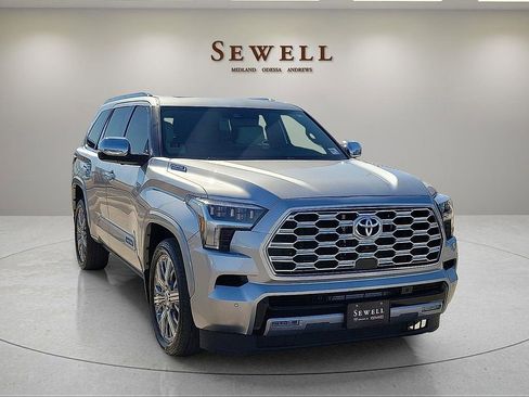 Used 2024 Toyota Sequoia Capstone image 7