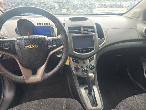 Used 2015 Chevrolet Sonic LT w/ Wheels and Fog Lamp Package FWD image 8