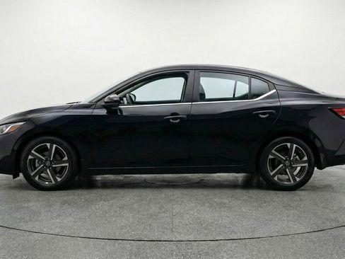 Used 2025 Nissan Sentra SV image 5