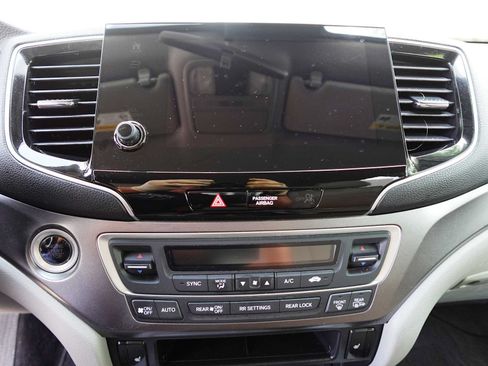 Used 2020 Honda Pilot EX image 21