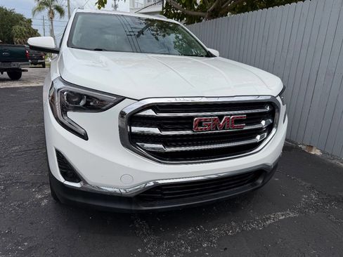 Used 2021 GMC Terrain SLT FWD image 4