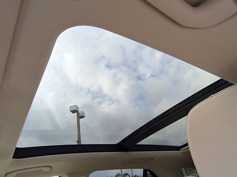 Certified 2024 Mercedes-Benz GLE 450 4MATIC image 19