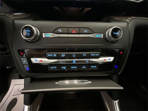 Used 2020 Ford Explorer Limited w/ Class III Trailer Tow Package image 19