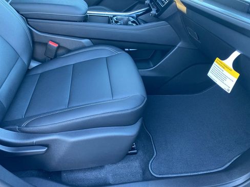 New 2026 Chevrolet Traverse LT w/ Midnight/Sport Edition image 20