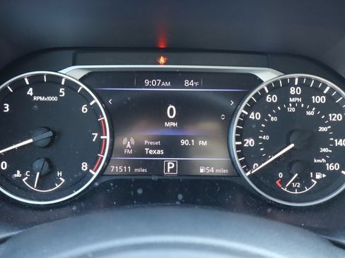 Used 2022 Nissan Sentra SR FWD image 9