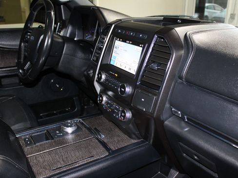 Used 2019 Ford Expedition Max Limited w/ Equipment Group 301A RWD image 45