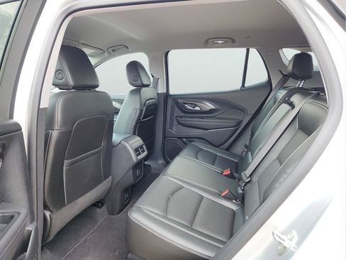 Used 2022 GMC Terrain SLT w/ LPO, 'HIT The Road' Package FWD image 15