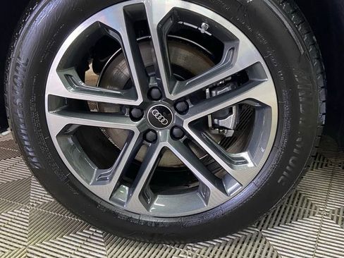 New 2025 Audi Q5 Prestige image 9