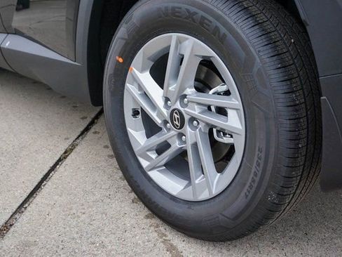 New 2026 Hyundai Tucson SE image 7