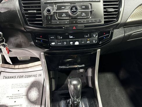Used 2016 Honda Accord Sport image 15