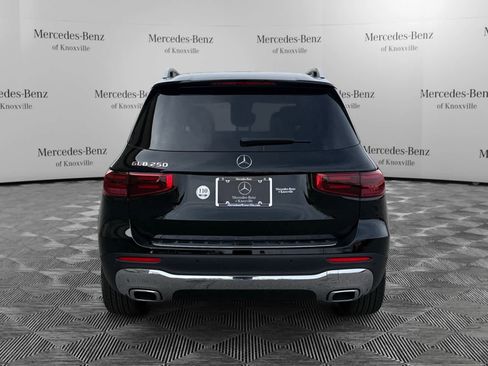 New 2025 Mercedes-Benz GLB 250 image 4
