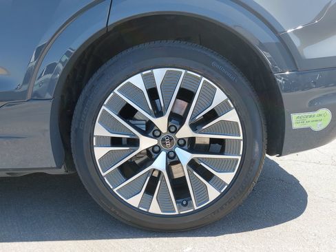Used 2024 Audi Q8 e-tron Premium Plus w/ Prestige Package AWD/4WD image 37