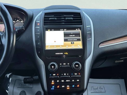 Used 2017 Lincoln MKC Reserve w/ Lincoln MKC Climate Package image 27